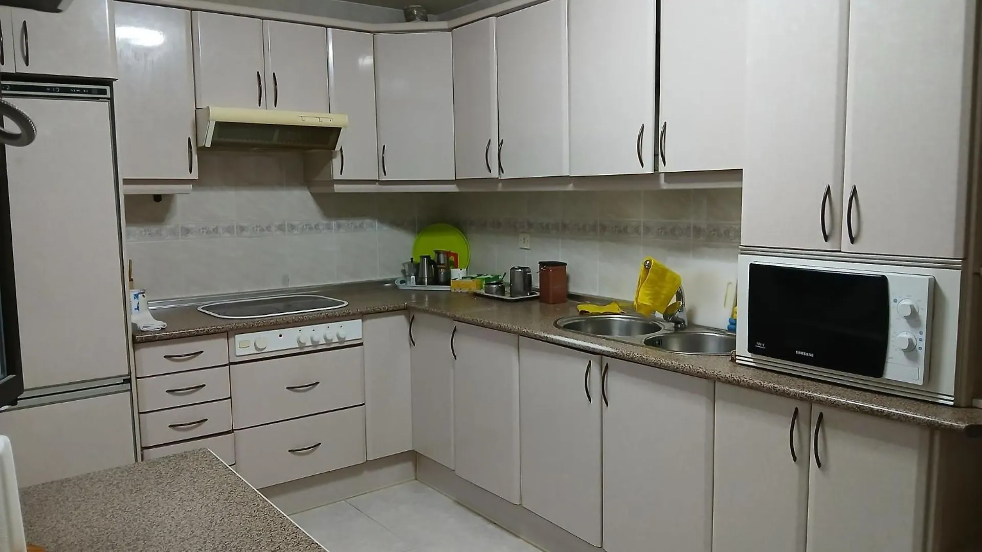 Room In Chalet - Private Double Room In 톨레도 0*,  스페인
